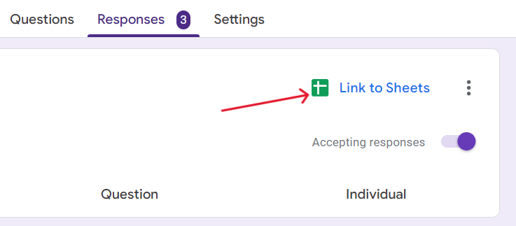 A red arrow pointing to the link to google sheets icon.